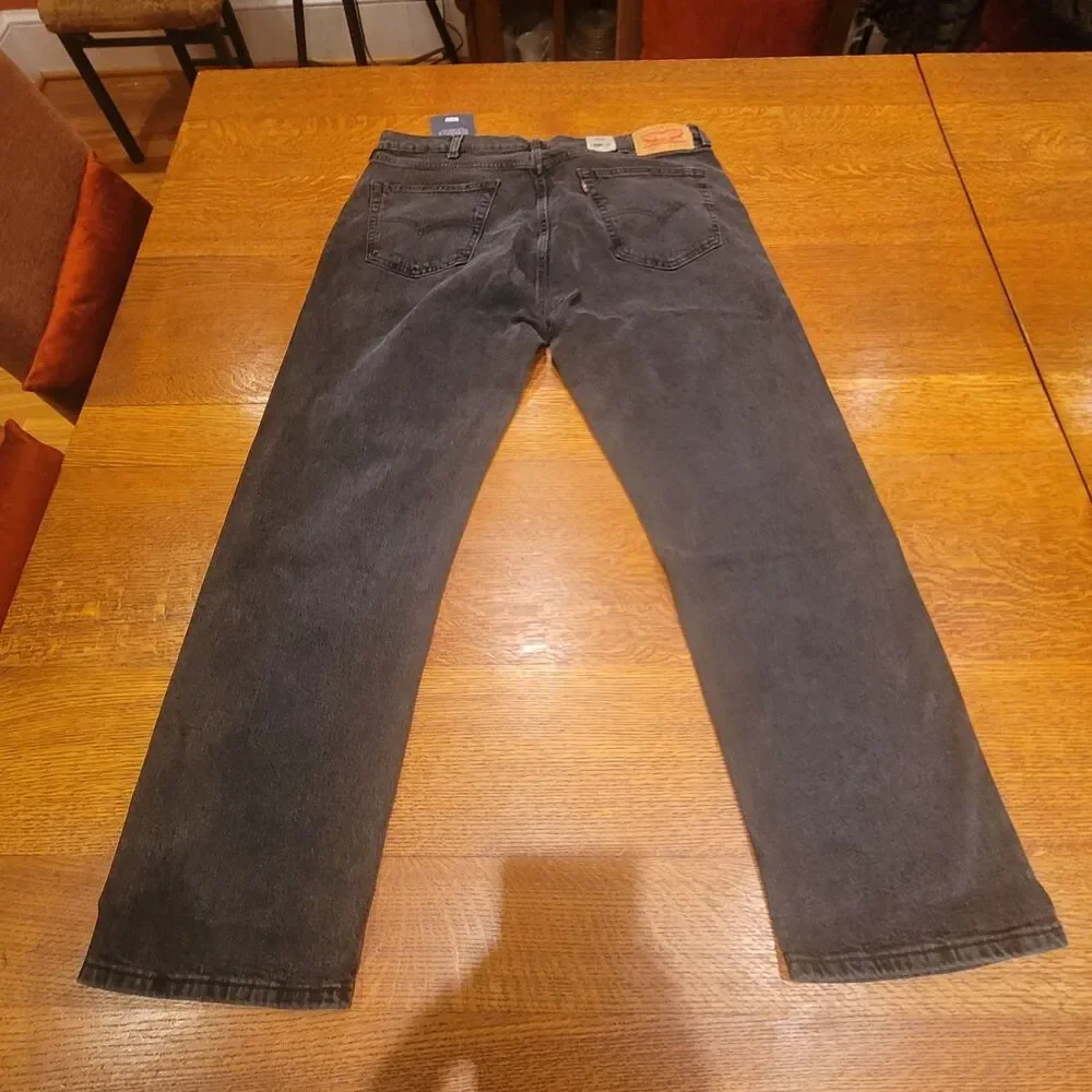Levis levi ease